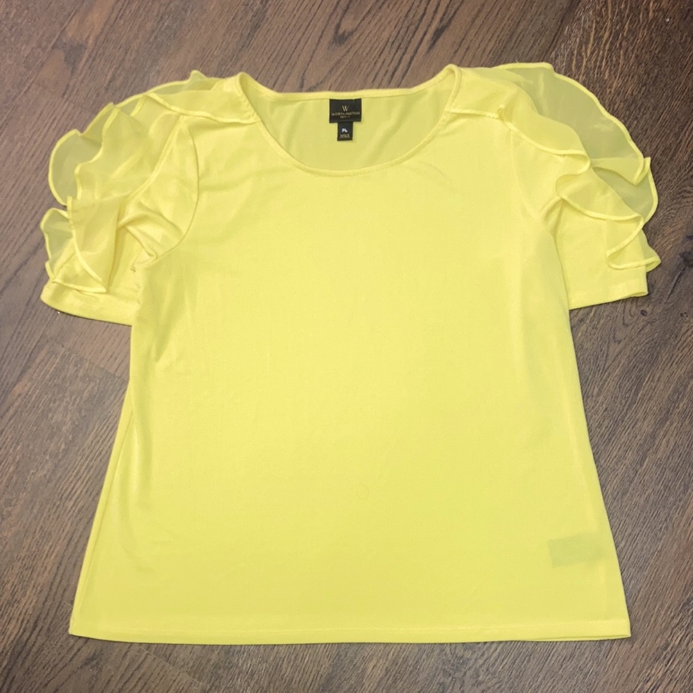New Worthington Petite Flutter Sleeve Top    Size PL